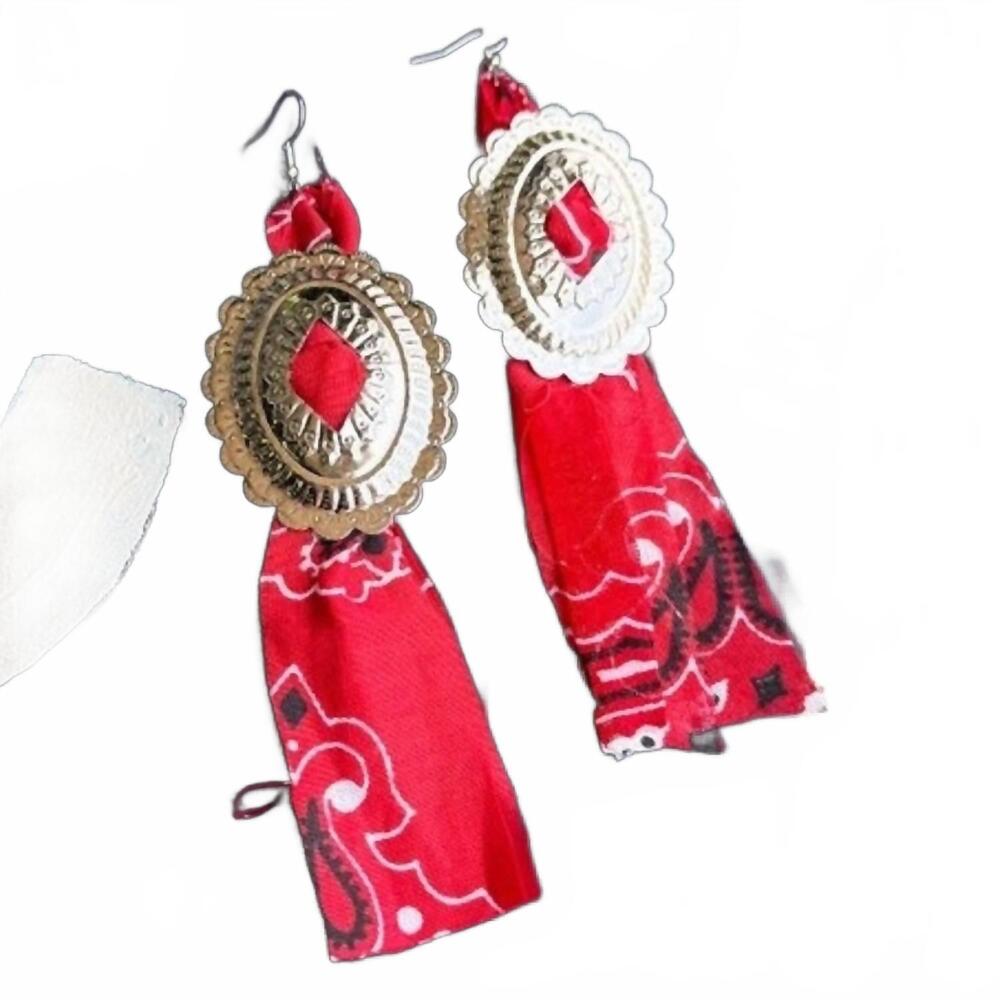 NEW ROWDY CROWD women's concho rodeo earrings in red bandana